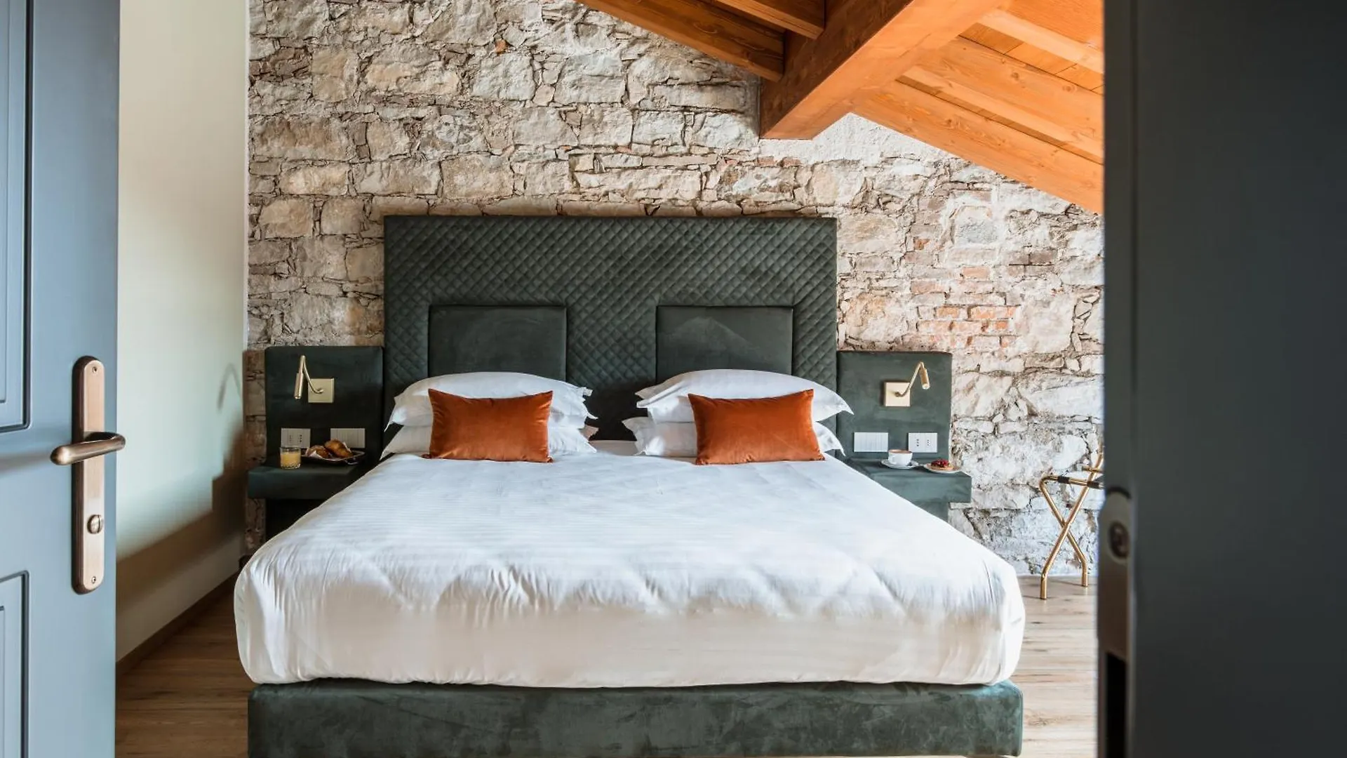Pavillon Suite & Apartments Peschiera del Garda 0*,