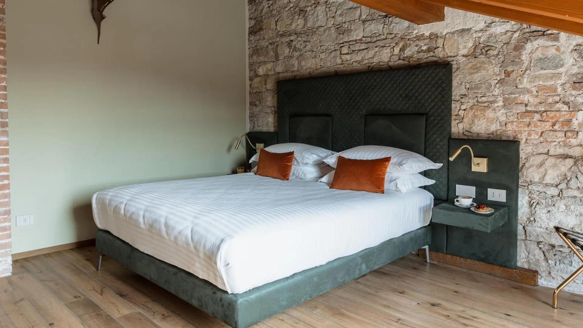 Pavillon Suite & Apartments Peschiera del Garda Hotel