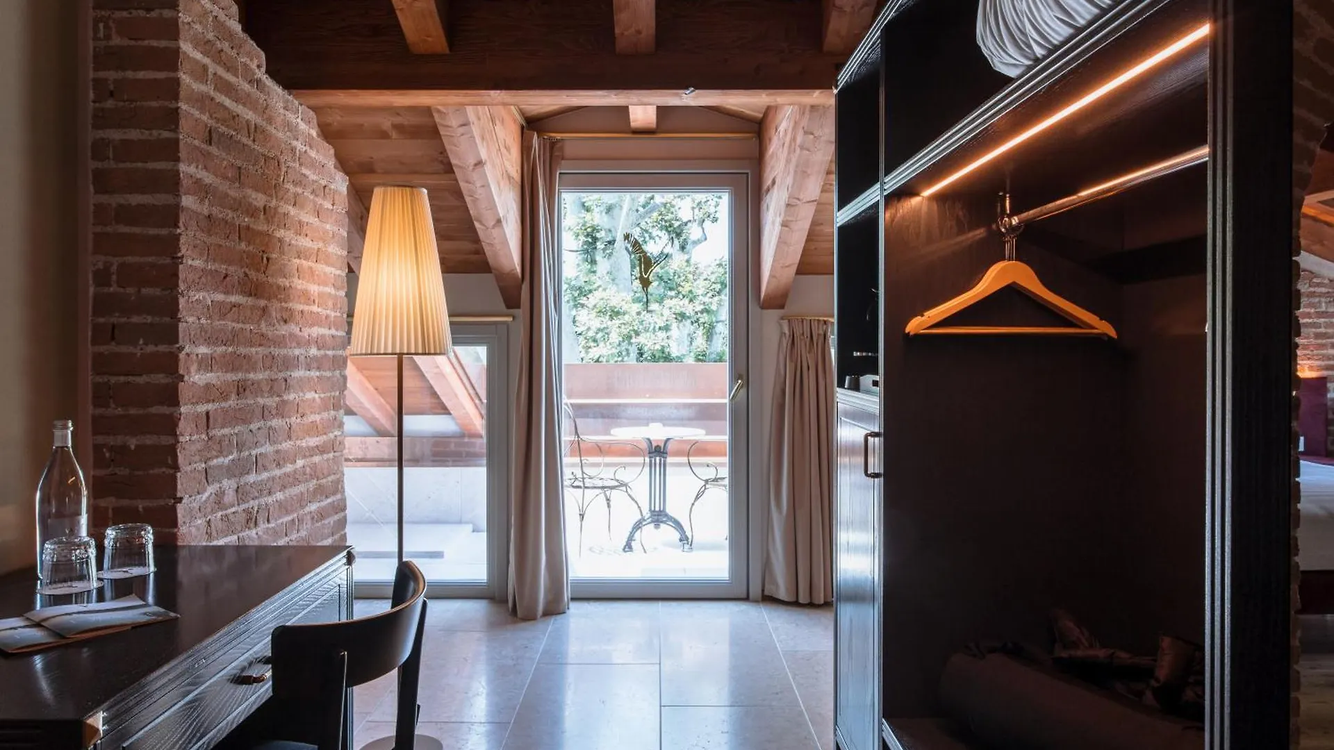 Pavillon Suite Peschiera del Garda