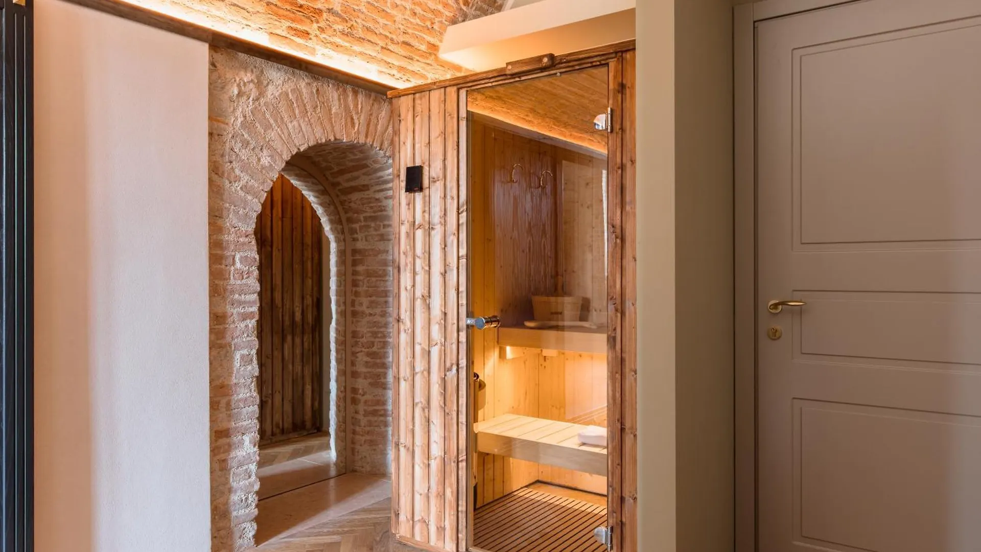 Pavillon Suite Peschiera del Garda Hotel