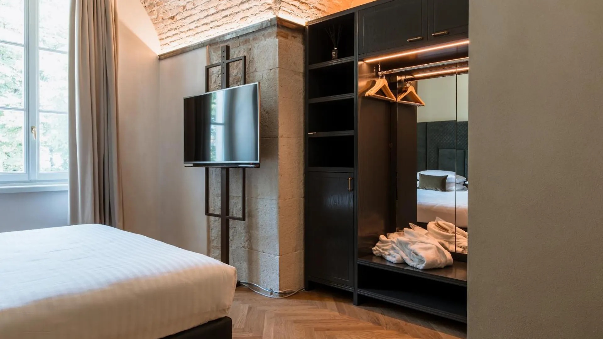 Hotel Pavillon Suite Peschiera del Garda Italy