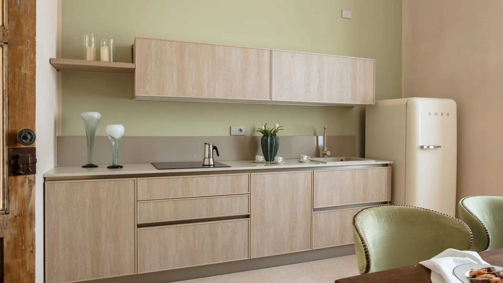 Pavillon Suite Peschiera del Garda 0*,