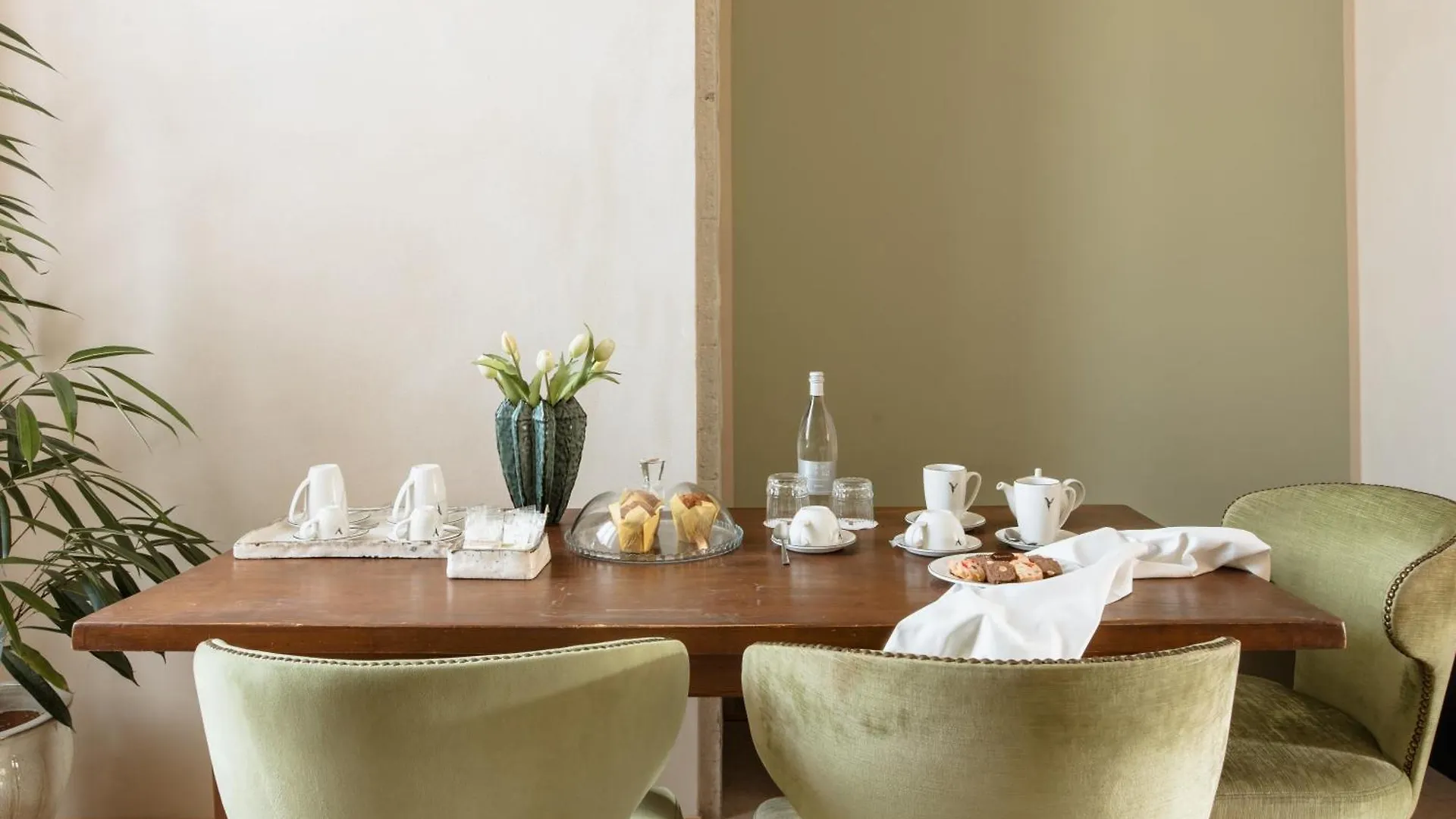 Pavillon Suite Peschiera del Garda Italy