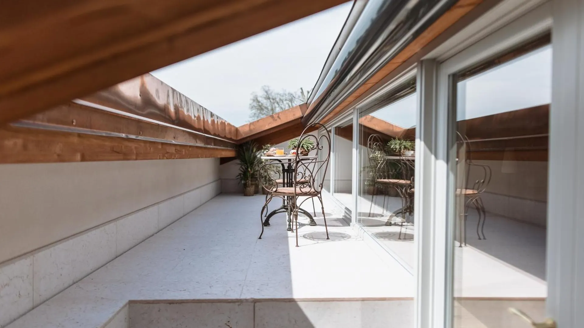 Pavillon Suite & Apartments Peschiera del Garda 0*,