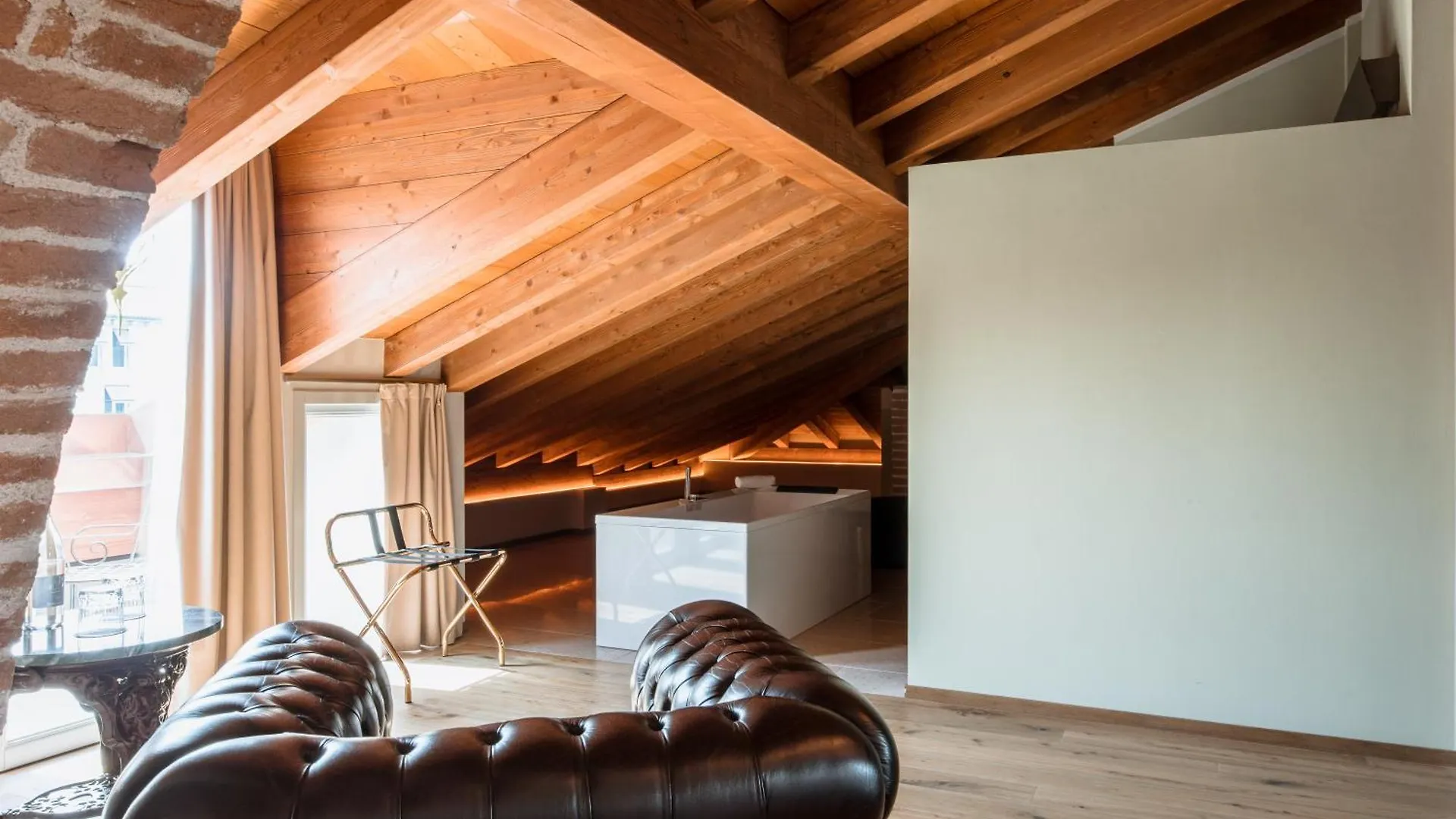 Pavillon Suite & Apartments Peschiera del Garda