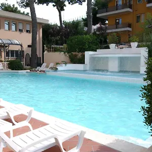 Milano Helvetia - In Centro Con Piscina 3*, Riccione Italy