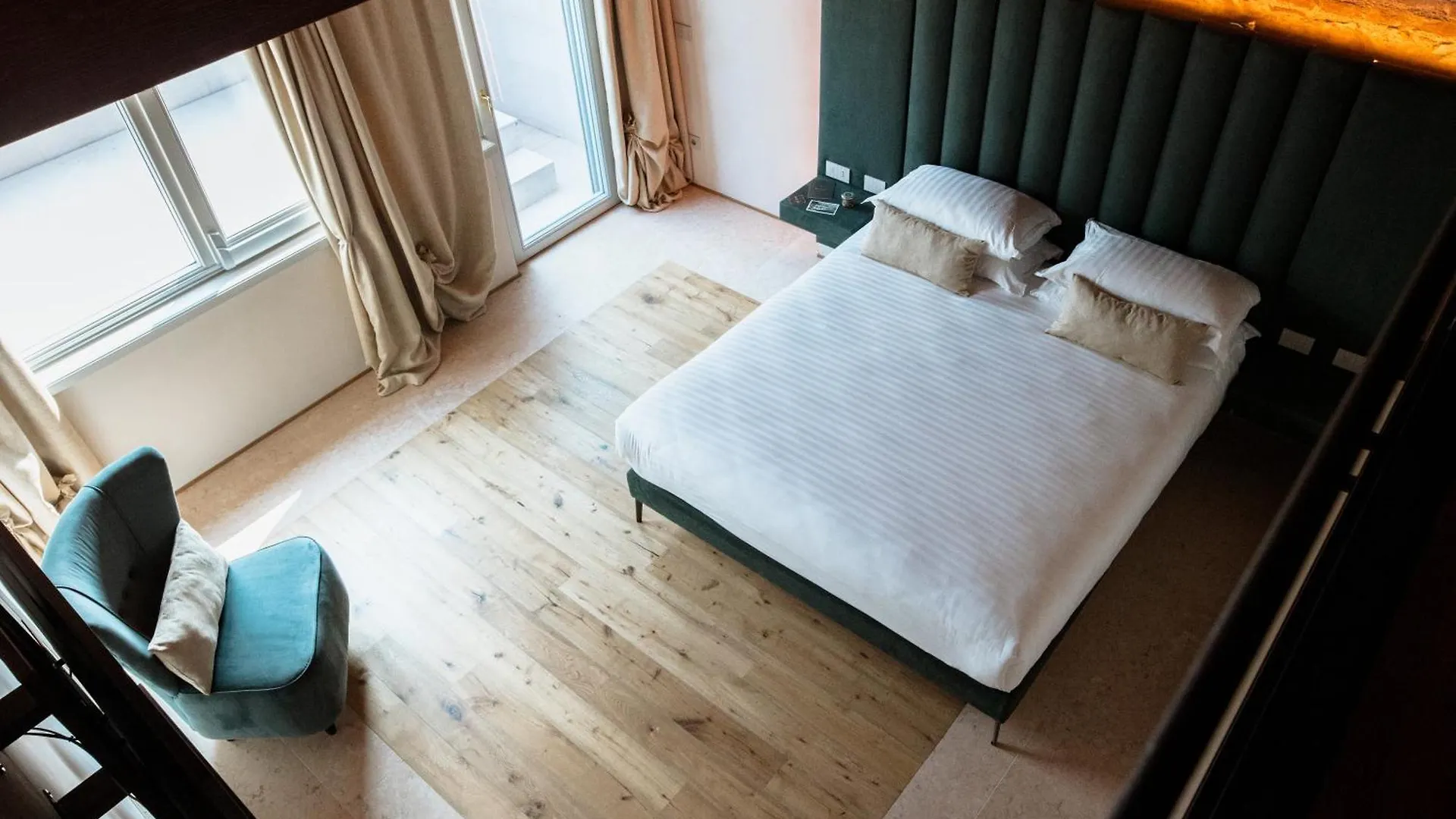 Pavillon Suite & Apartments Peschiera del Garda Hotel